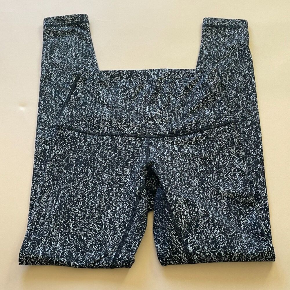 Lululemon Marl Black White Leggings Size 6 High Rise Yoga Workout Pants